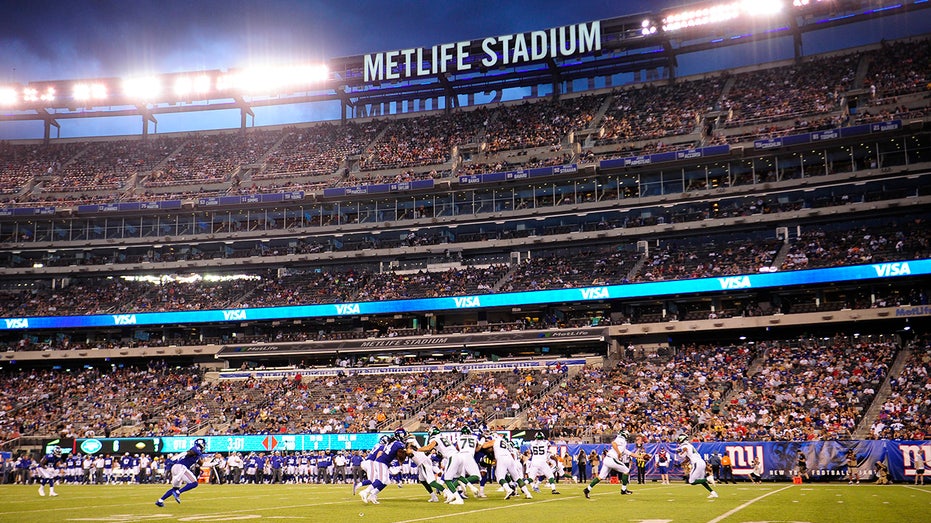 Giants, Jets head coaches speak about mass shooting at building of NFL headquarters