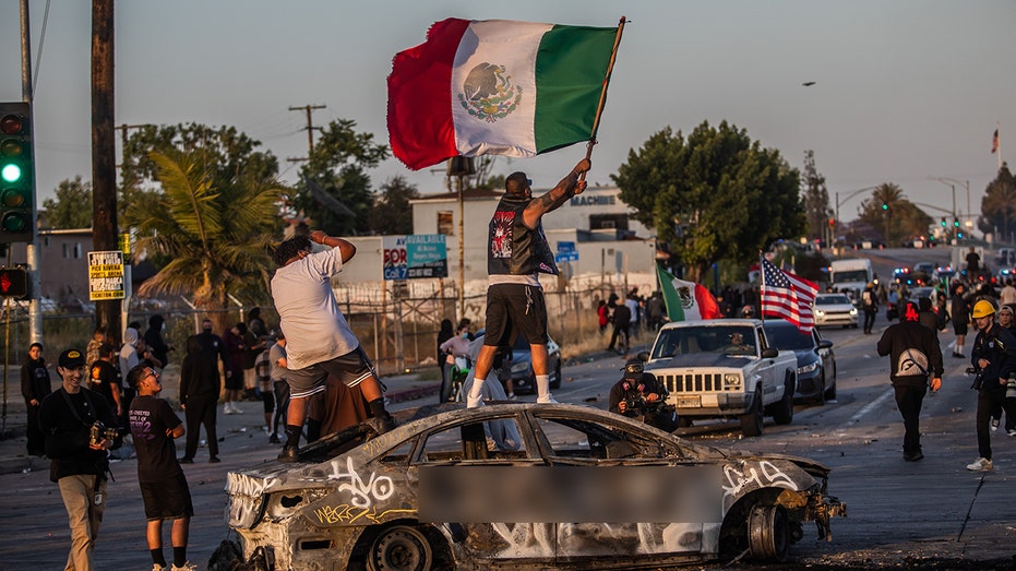 ICE flips script on Los Angeles mayor after telling authorities to 'go home'