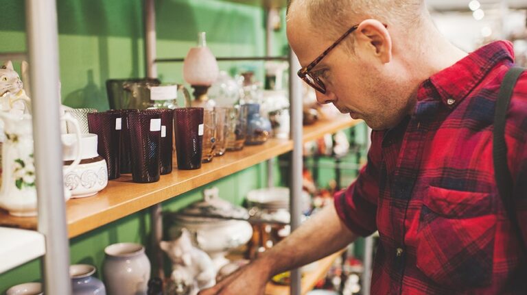 6 kitchen items that experts 'would never recommend' buying at secondhand shops
