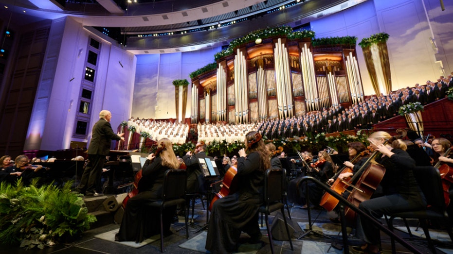'America’s Choir' celebrates 'unprecedented' milestone nearly 100 years after first broadcast