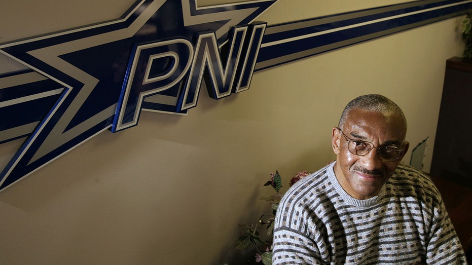Pettis Norman, former NFL player and civil rights advocate, dead at 86