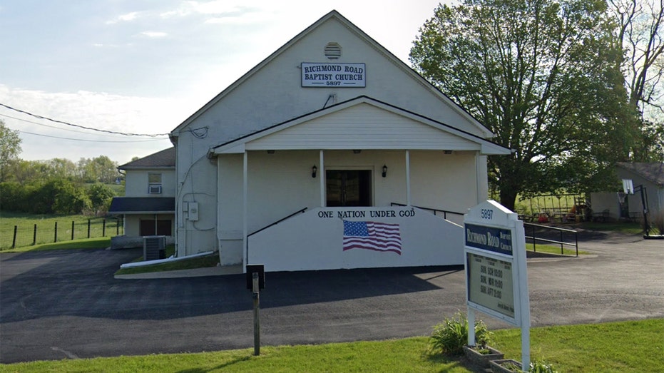 Suspect shoots trooper, opens fire at Kentucky church, leaving multiple people injured