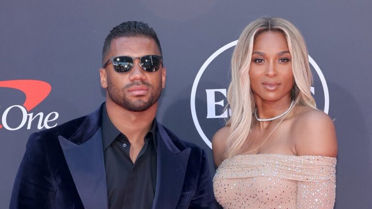 Russell Wilson brings star power to Giants camp as wife Ciara, family watch practice in matching jerseys
