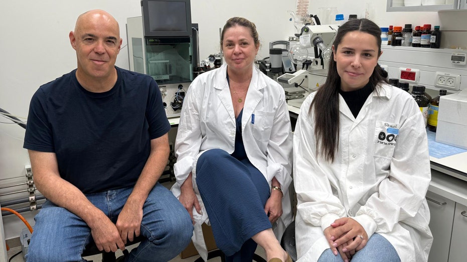 Scientists crack the code on new vaccine for deadly plague bacteria