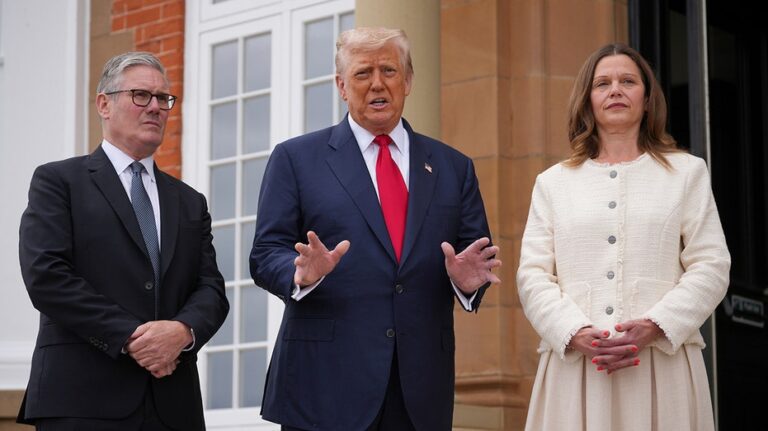 Trump 'disappointed' in Putin, says he'll reduce 50-day deadline