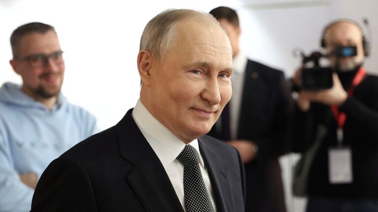 Talks stall and Putin grins. Weak guarantees will only invite more Russian strikes