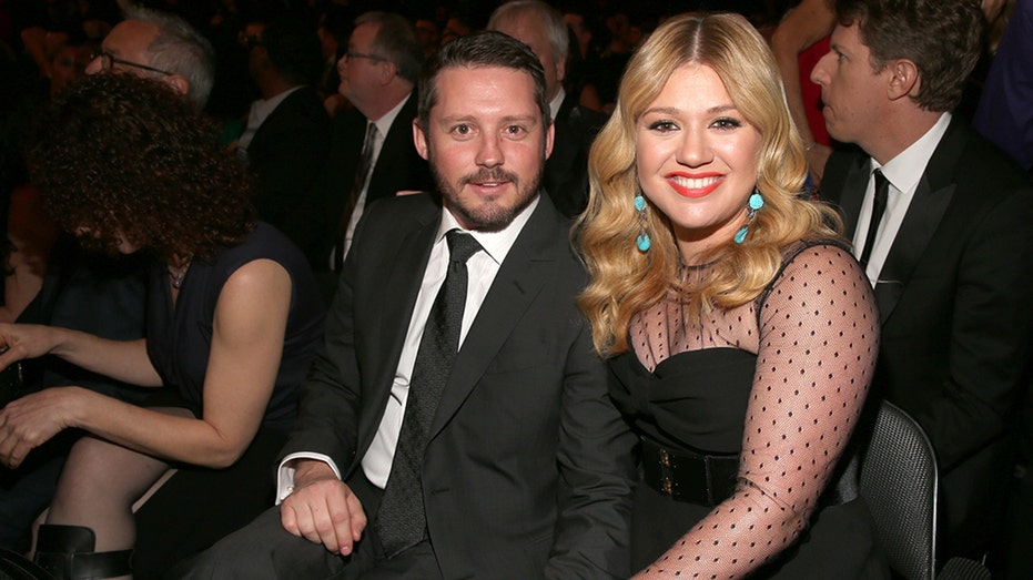 Death certificate for Kelly Clarkson's ex Brandon Blackstock lists seizures as contributing factor: report