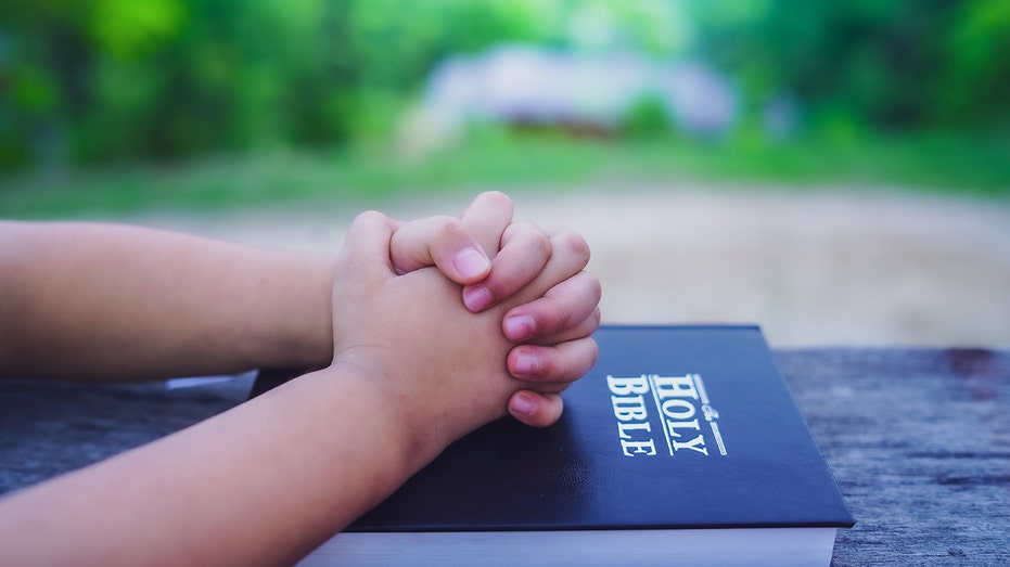 Federal judge orders Oakland schools to allow after-school Christian clubs equal access
