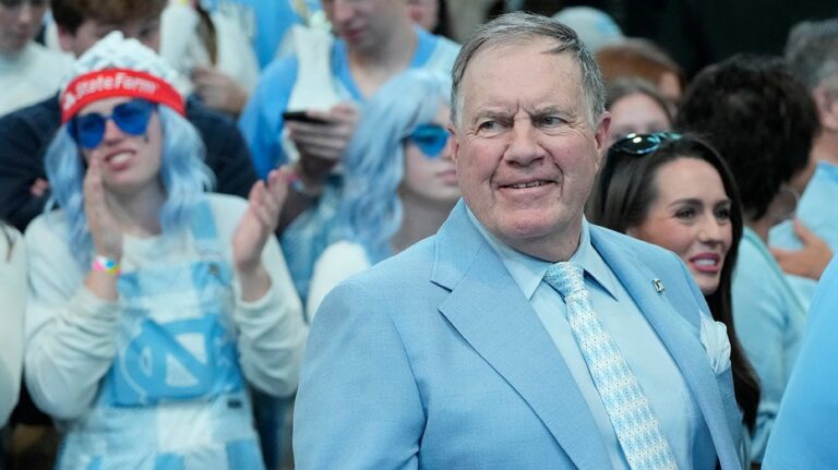 Tom Brady dishes on the 'challenge' for Bill Belichick in 1st season at North Carolina