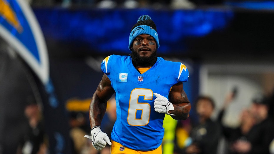 Denzel Perryman's arrest on felony gun charges could shake up Chargers' defensive plans