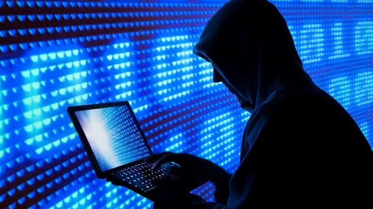 FBI warns seniors about billion-dollar scam draining retirement funds, expert says AI driving it