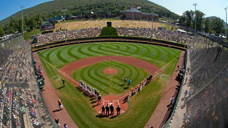 Little League World Series ace's lightning-fast pitches overpower hitters