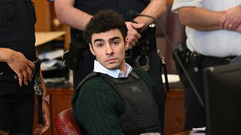 Federal judge grants Mangione access to laptop in jail ahead of murder trial