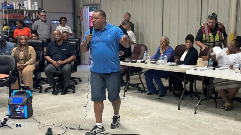 Rural town to turn closed prison into ICE detention facility despite resident pushback