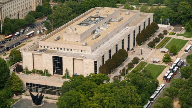 Smithsonian temporarily removes Trump impeachment references from history museum, drawing liberal ire