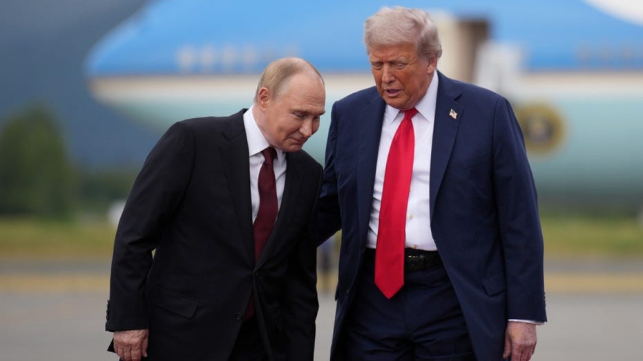 Trump closes out 30th week in office with 'very warm' high-stakes Putin meeting