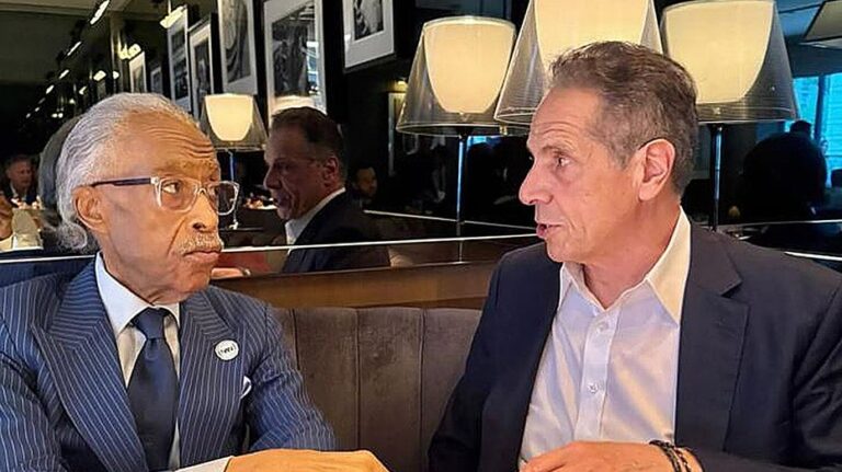 Andrew Cuomo has breakfast meeting with Rev. Al Sharpton as he trails Mamdani in NYC mayoral race