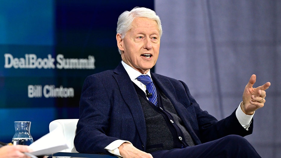 Bill Clinton fears US is 'losing' freedom of speech after brief Kimmel suspension