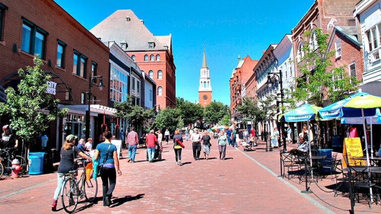 Blue state's crime ‘crisis’ threatening tourism, college parents and killing small businesses: report