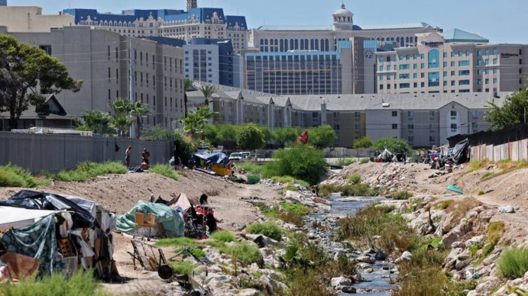 Las Vegas residents sound alarm on crime-ridden encampments as Trump pushes zero tolerance homelessness plan