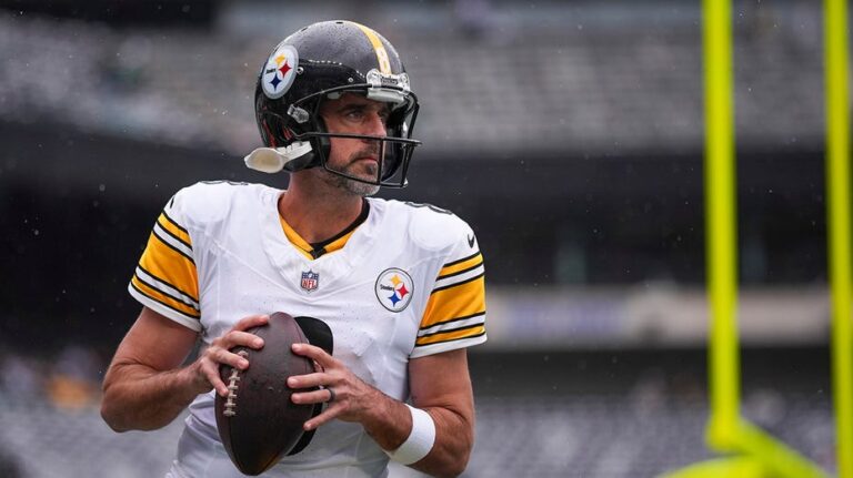 Aaron Rodgers 'happy to beat everybody associated with the Jets'