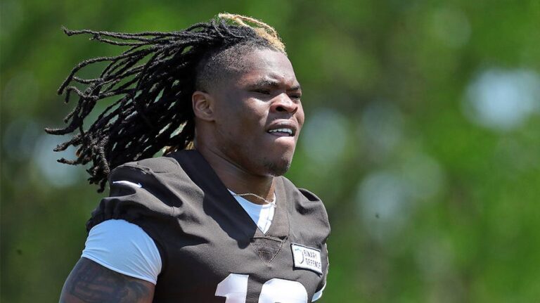 Browns' Quinshon Judkins finally signs rookie contract just before season begins