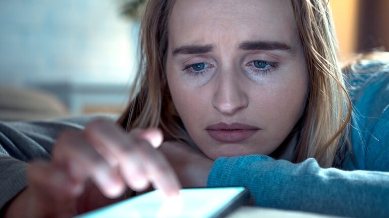 'I can't unsee it': Dealing with the trauma of watching someone die