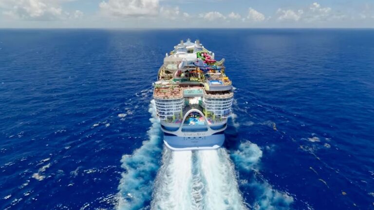 World's largest cruise ship debuts as industry expects 19 million travelers