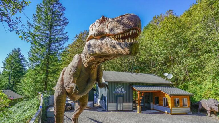 Buy yourself a life-sized T-Rex and six other absolutely nuts stories from September