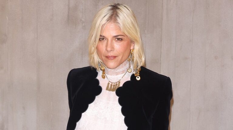 Selma Blair exposes how doctors missed her MS for decades despite clear warning signs