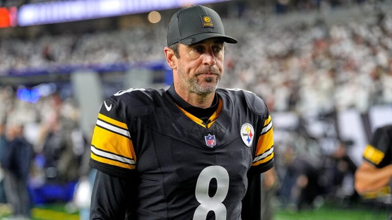 Aaron Rodgers fumes after getting tackled by 300-pound Steelers' teammate during touchdown celebration