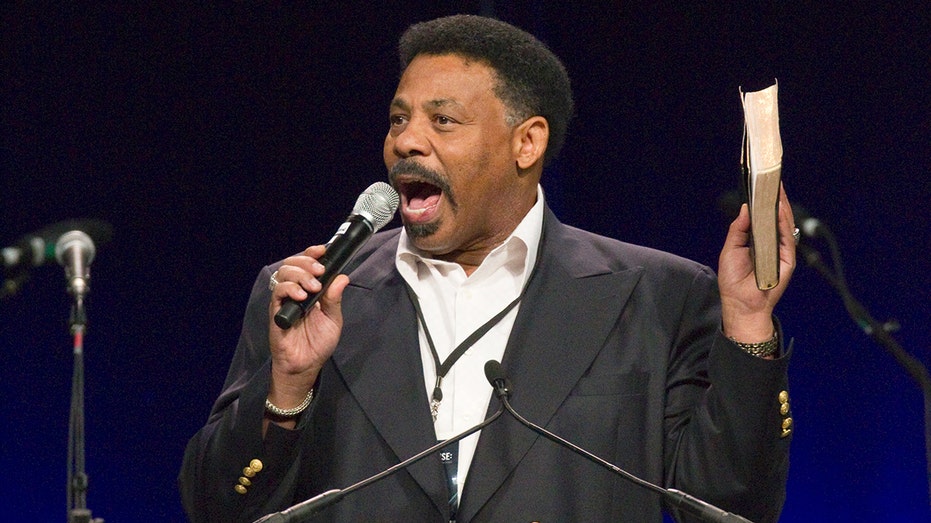 Megachurch founder finishes church's restoration process after stepping down due to undisclosed transgression