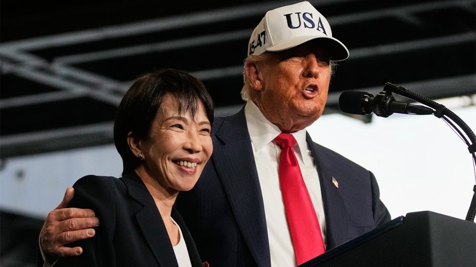 Trump says missiles for Japan’s F-35s will arrive ‘this week’ during visit to USS George Washington