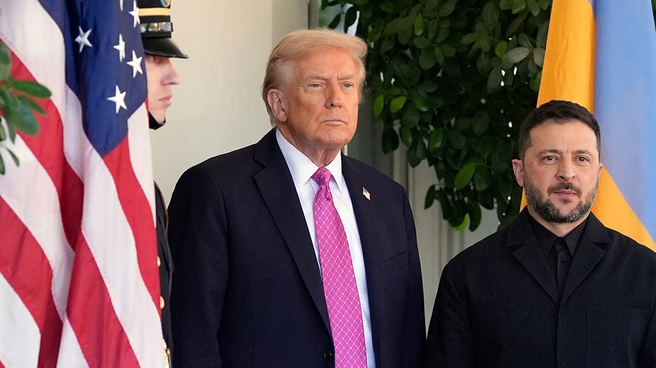 Trump says 'tremendous bad blood' between Zelenskyy, Putin delaying peace deal despite Middle East momentum
