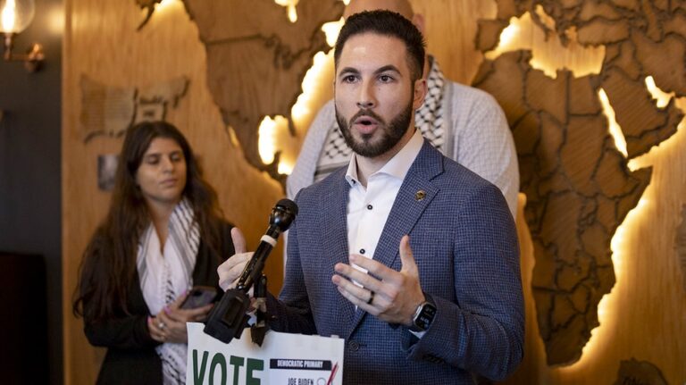 Muslim Dearborn mayor weighs in on residents' complaints about mosque's call to prayer