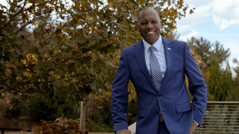 Marine veteran launches Senate campaign by invoking far-left radical to paint Dems as extreme