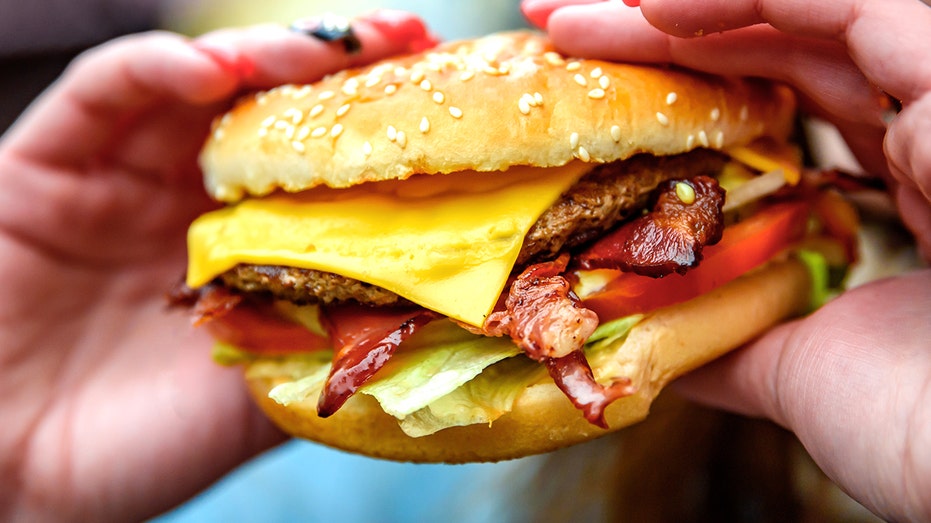 Looking for a cheap cheeseburger? 10 American cities that deliver the best meal deals