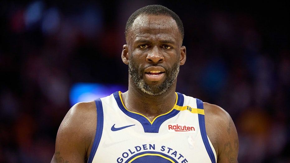 Warriors' Draymond Green rips Cowboys star Dak Prescott: 'He's a bum'