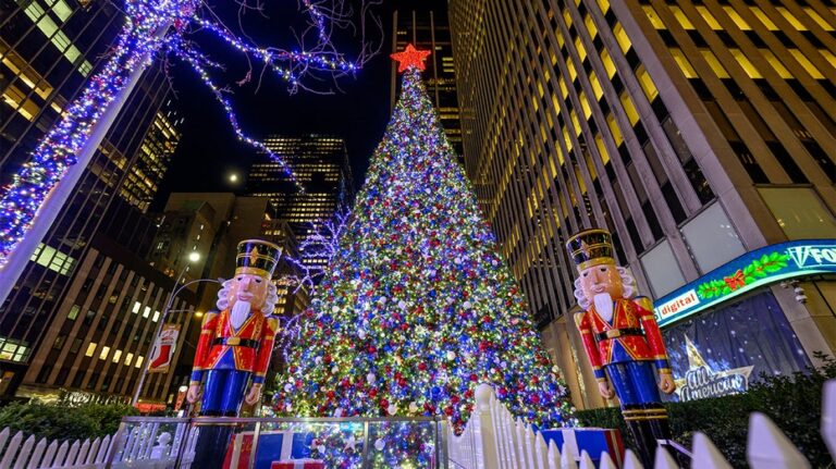 Fox News to present 6th annual 'All American Christmas Tree Lighting' on Nov. 21