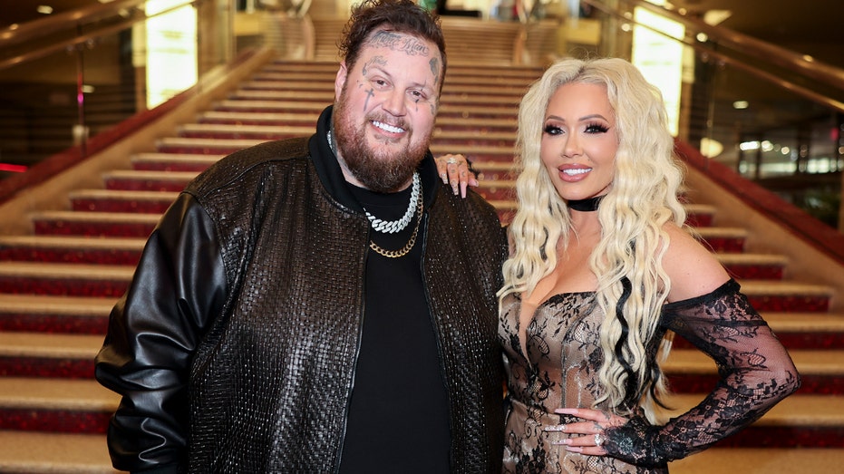 Jelly Roll and wife remain faithful during difficult journey to get pregnant: 'We put it in God's hands'