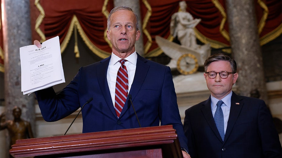 Mike Johnson shoots down Obamacare vote guarantee after Thune floats compromise in Senate