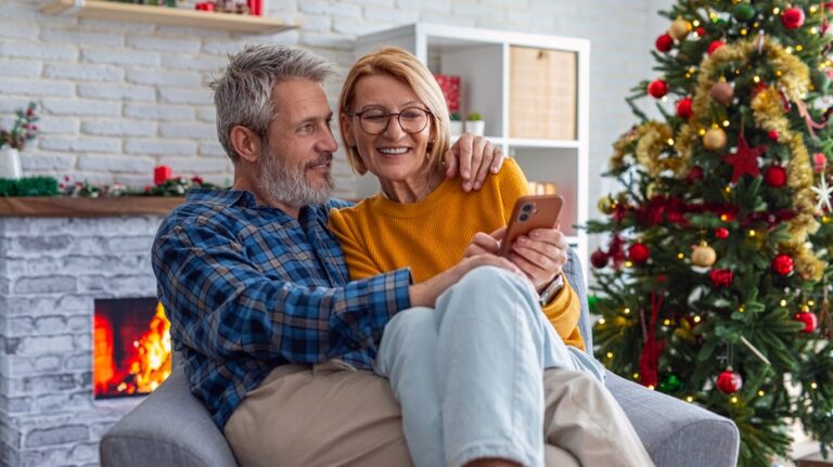 Americans sound off on 'best time' to put up Christmas tree, igniting debate