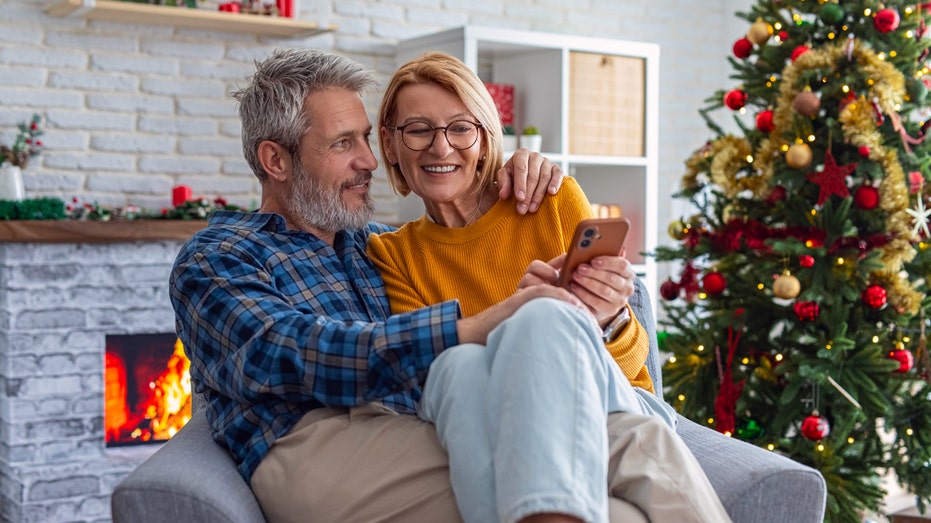 Americans sound off on 'best time' to put up Christmas tree, igniting debate