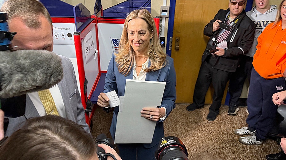 Setting the stage: What the 2025 elections signal for next year's midterm showdowns