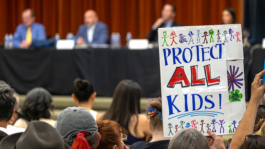 Oregon educators win $650K settlement after school district fired them over gender policy comments