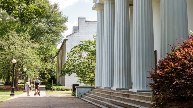 Students explain why more young Americans are ditching Northeast schools for Southern campuses