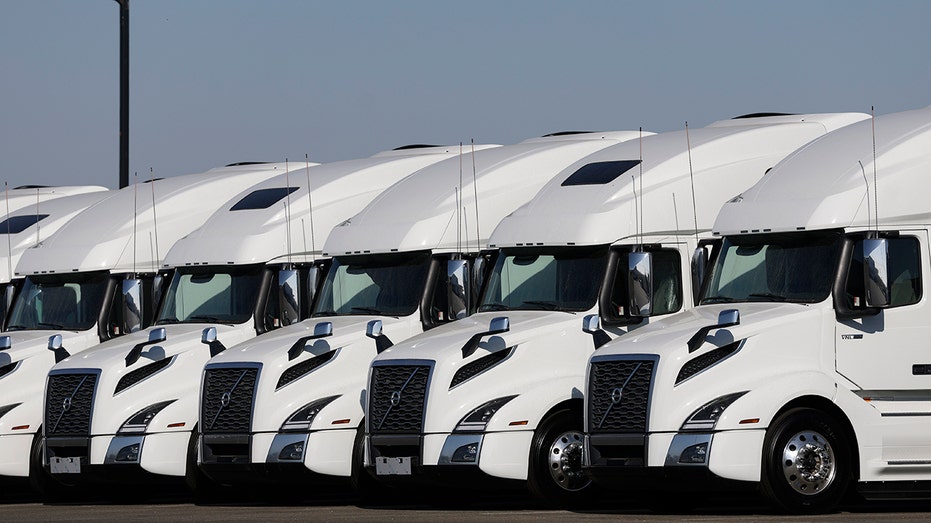 Waabi + Volvo unveil next-gen self-driving truck