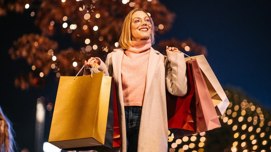 Early Black Friday deals at Nordstrom: Le Creuset, Barefoot Dreams and more under $100