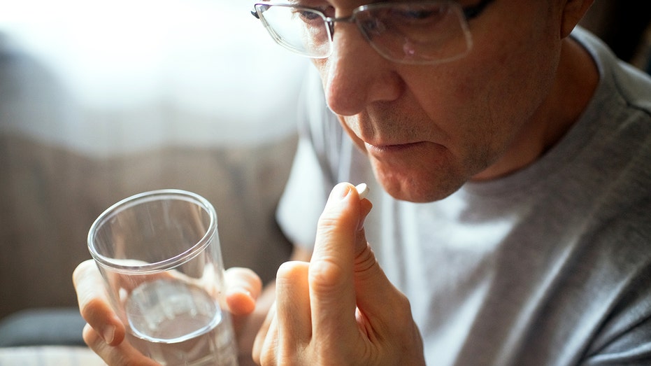 Widely prescribed opioid shows minimal pain relief and higher heart risk, study finds