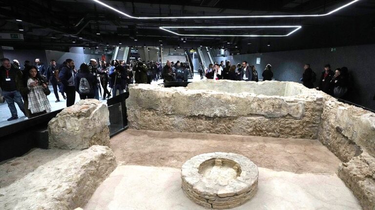 World's top tourist city turns ancient ruins into part of the daily subway commute